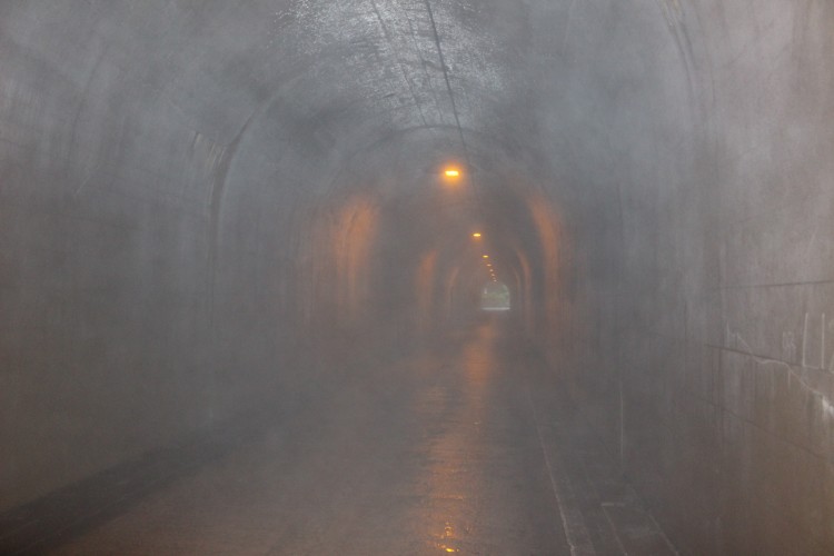 白倉トンネル