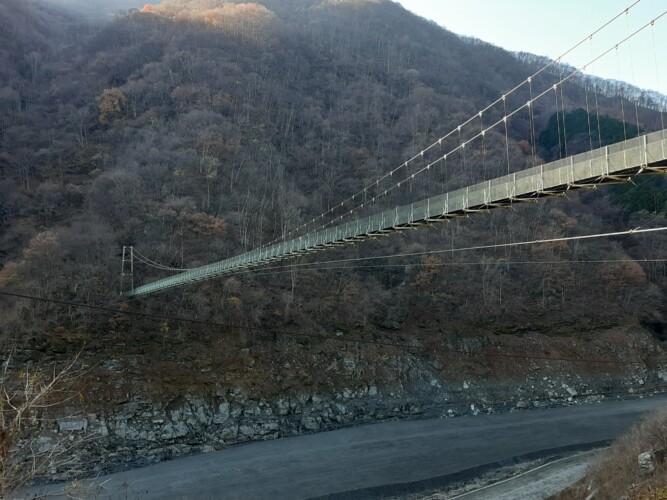 秩父湖吊り橋