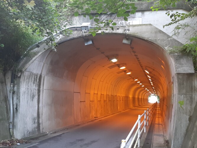 藤塚隧道