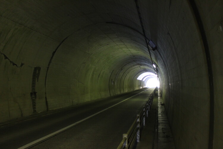 不動山トンネル