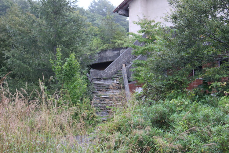 横向温泉ロッジ