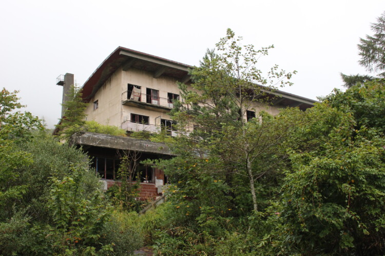 横向温泉ロッジ