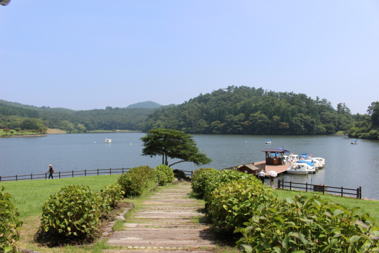 志高湖