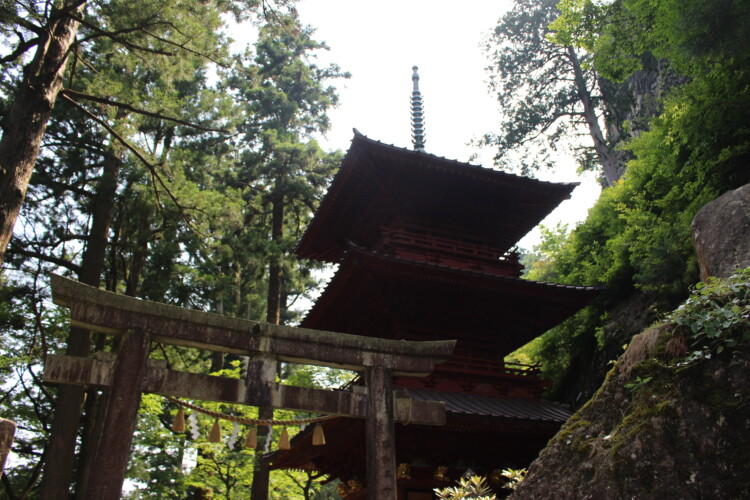 榛名神社
