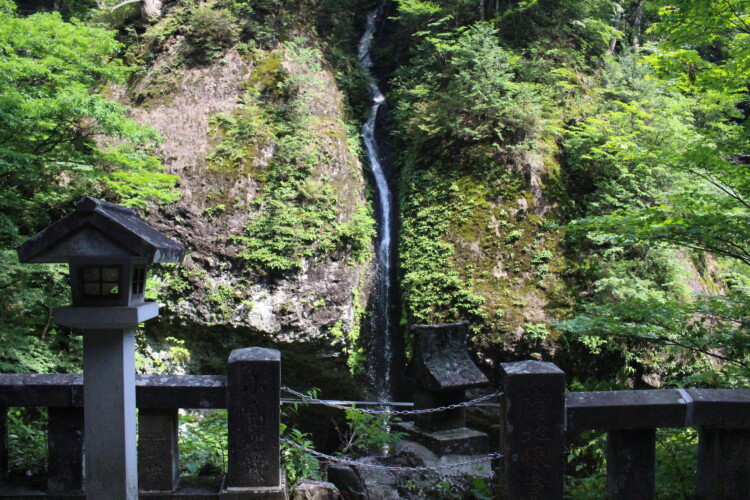 榛名神社