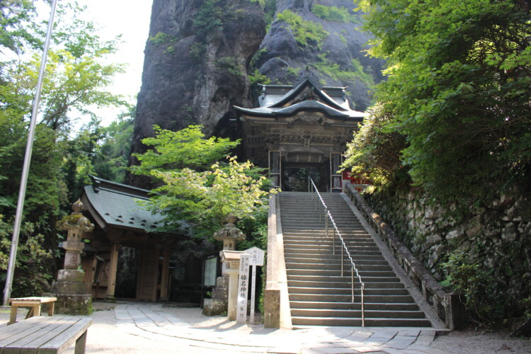 榛名神社