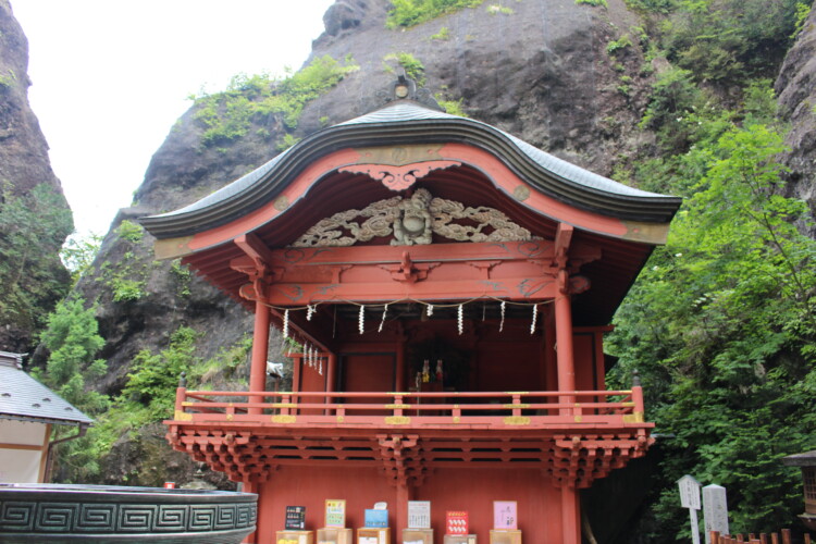 榛名神社
