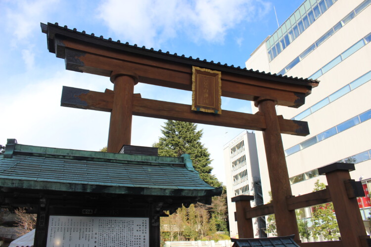 二荒山神社