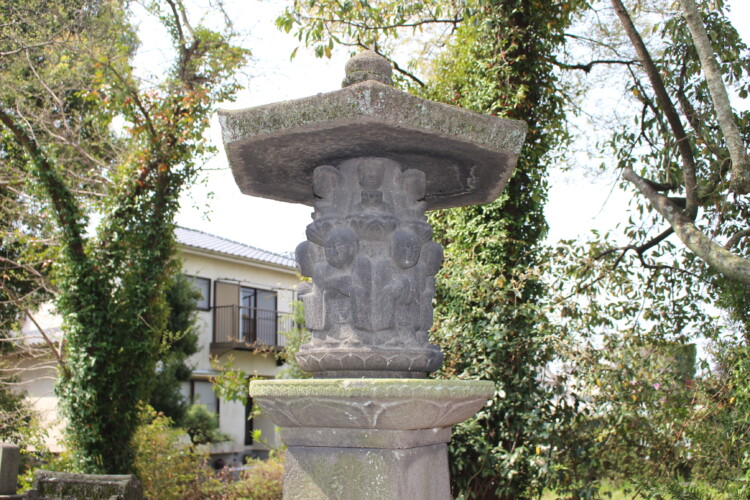 万部塔