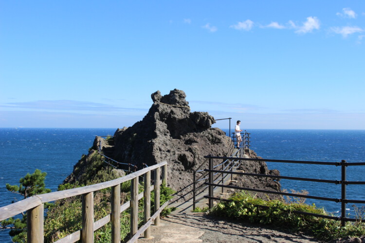 石室神社