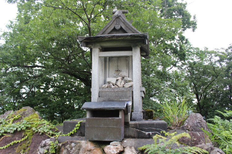 松倉城