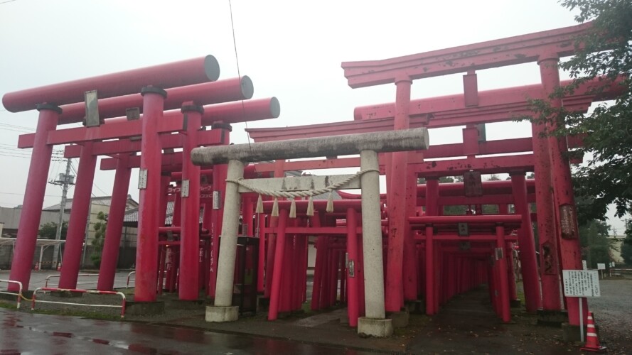 小泉稲荷神社