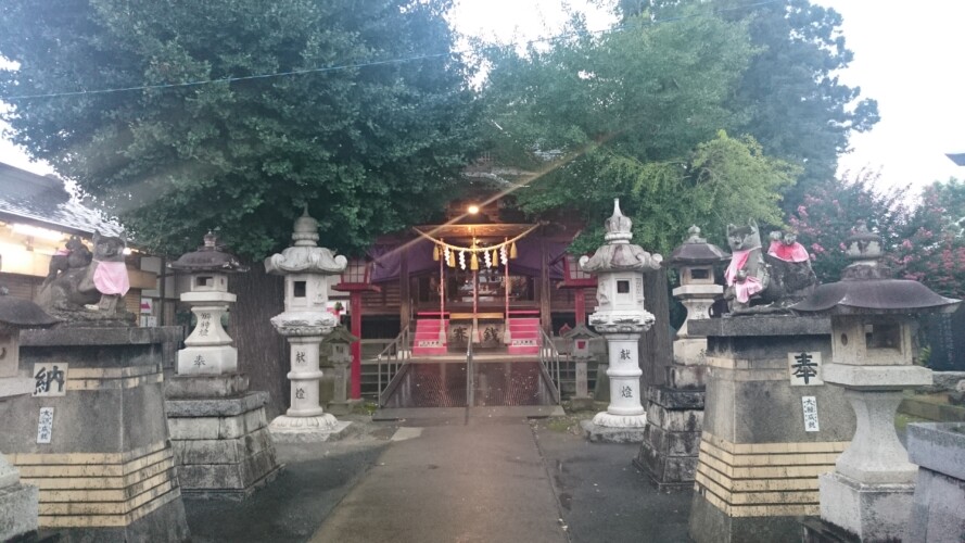 小泉稲荷神社
