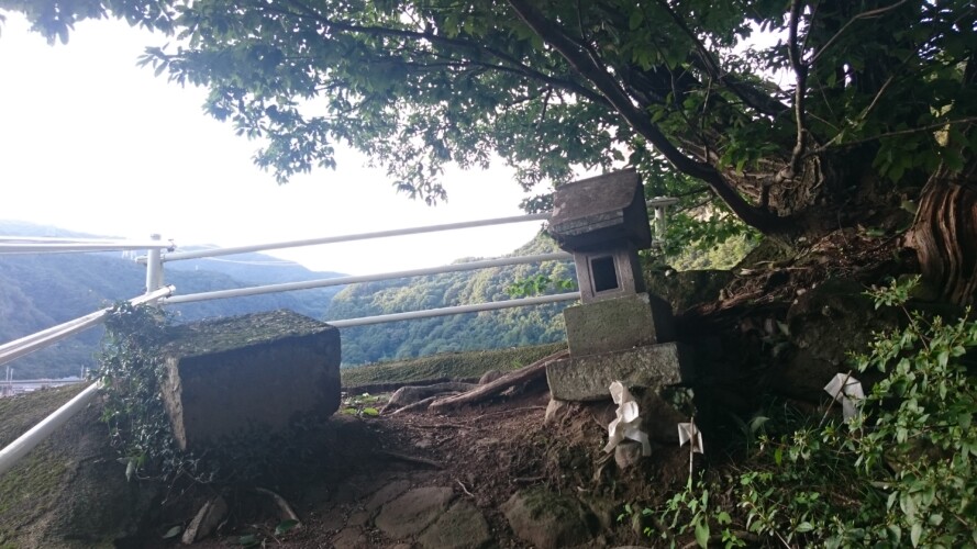 棚下不動の滝