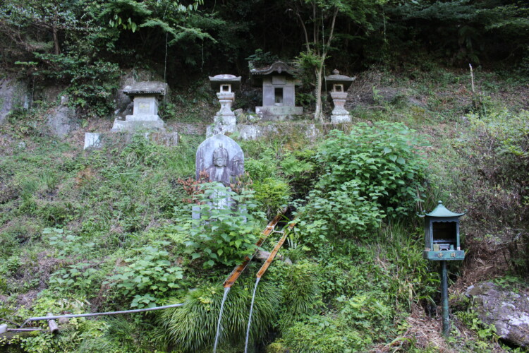 両子山