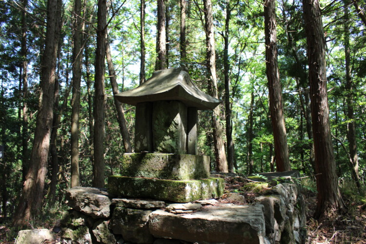 角牟礼城