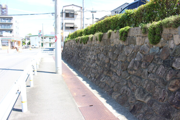 有岡城